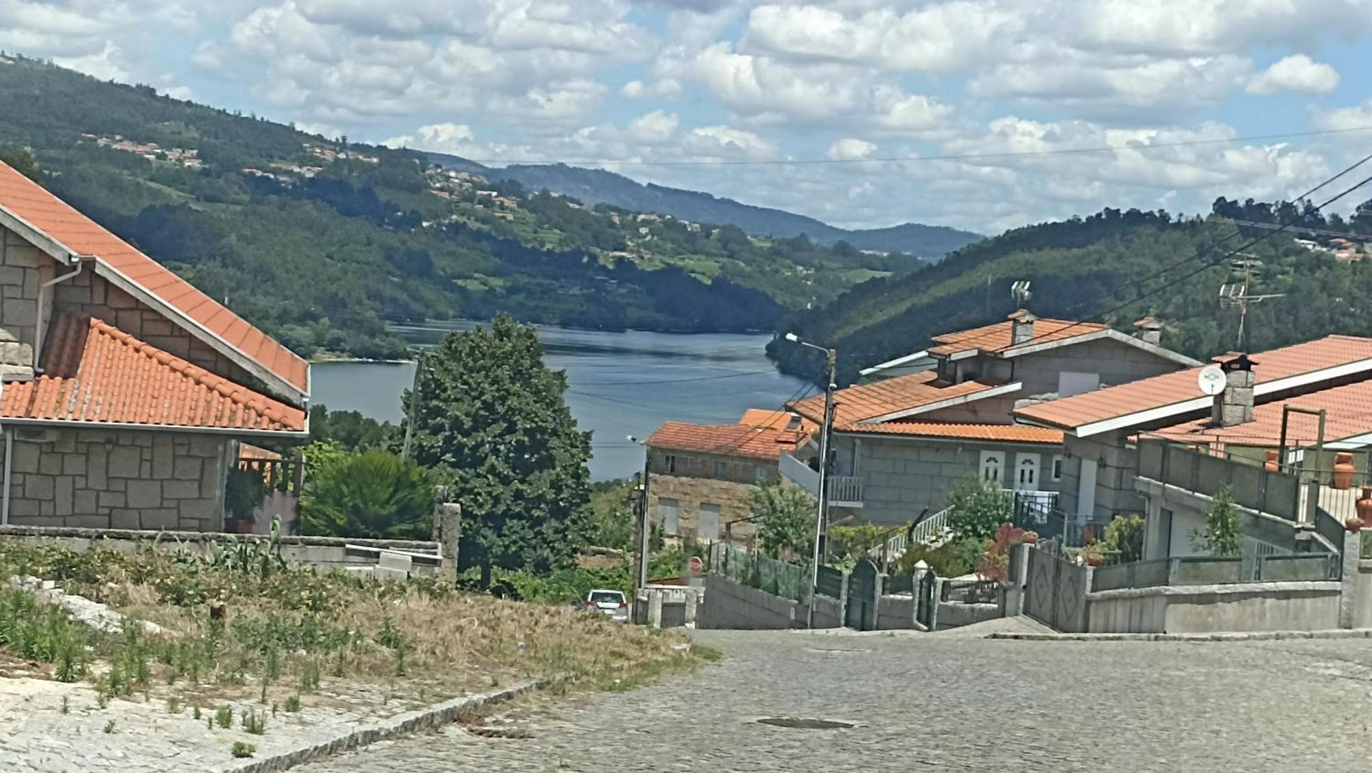 Вилла Casa Entre Rios Alpendurada Экстерьер фото